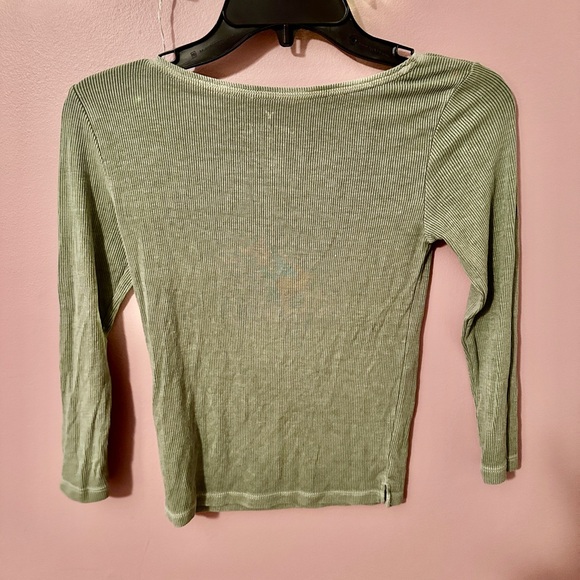 AEO American Eagle Outfitters soft & sexy green ribbed 3/4 length sleeve tee - Picture 4 of 4